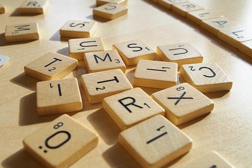 letras juego Scrabble. Imagen tomada de Pixabay